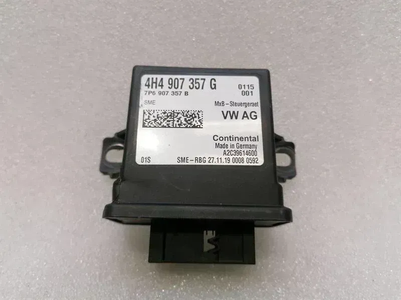 Audi R8 Audi R8 4s Performance Electronic Module 4H4907357G Control Unit HEADLIGHT ECU Body type: Coupe
Fuel: Petrol