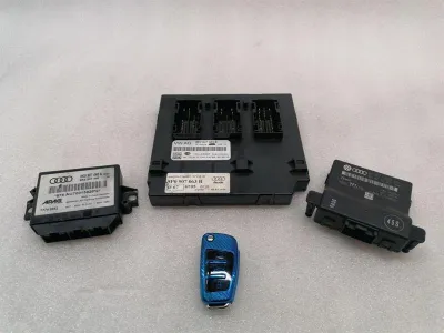 Audi R8 Typ 42 V10 5.2 Spyder Elektronikmodulsatz 8P0907063B ECU