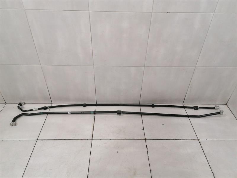 Audi R8 Audi R8 4s Performance A/C Pipe 4S0816722H Air Conditioning Line Air Conditioning Body type: Coupe
Fuel: Petrol