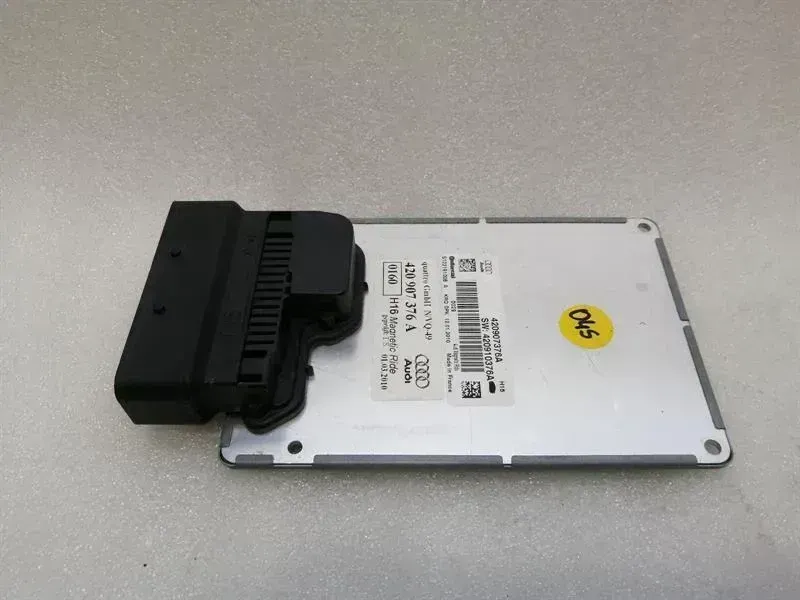 Audi R8 AUDI R8 TYPE 42 V10 5.2 SPYDER ELECTRONIC MODULE 420907376A MAGNETIC RIDE MODULE