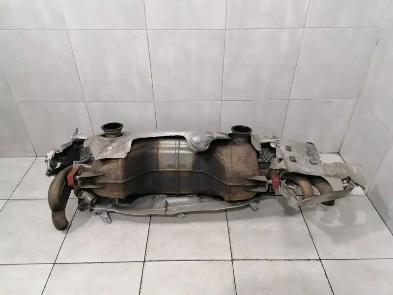 Audi R8 Audi R8 Type 42 V10 5.2 Exhaust Silencer 420251051FX Exhaust Silencer