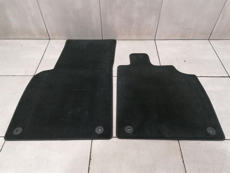 Audi R8 Audi R8 4s Performance Floor Mats 4S2863691 Floor Mats RIGHT HANDLE RHD Body type: Coupe
Fuel: Petrol