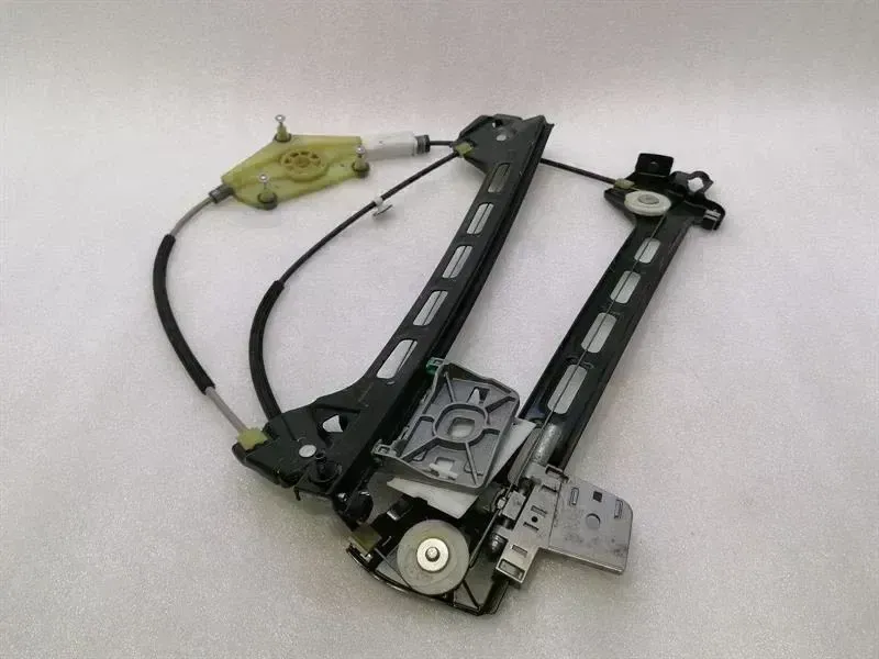 Audi R8 Audi R8 Type 42 V10 5.2 Spyder Left Door Winder 420837461 Front Window Regulator Li