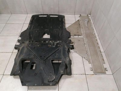 Audi R8 Typ 42 V10 5.2 Spyder Podwozie 427825189 Listwa wykończeniowa podwozia