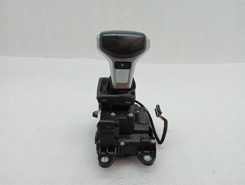 Audi R8 Audi R8 4S Performance Gear Selector 4S2713041B Gear Shift Linkage Body type: Coupe
Fuel: Petrol