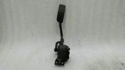 Audi S8 D3 A8 RHD Gaspedal (elektrisch) 4E2723523C Rechtslenker