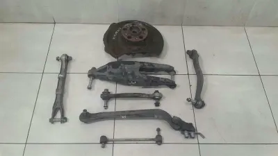 Комплект подшипников ступицы заднего правого колеса Mercedes E55 W211 A2113504608