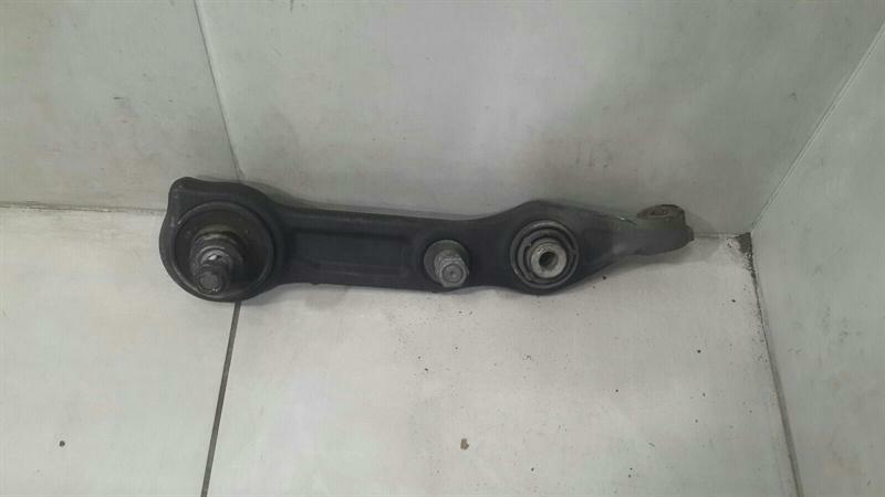 Mercedes-Benz C (W203) Left Front Wishbone Mercedes E55 W211 Left Front Wishbone A21133081...