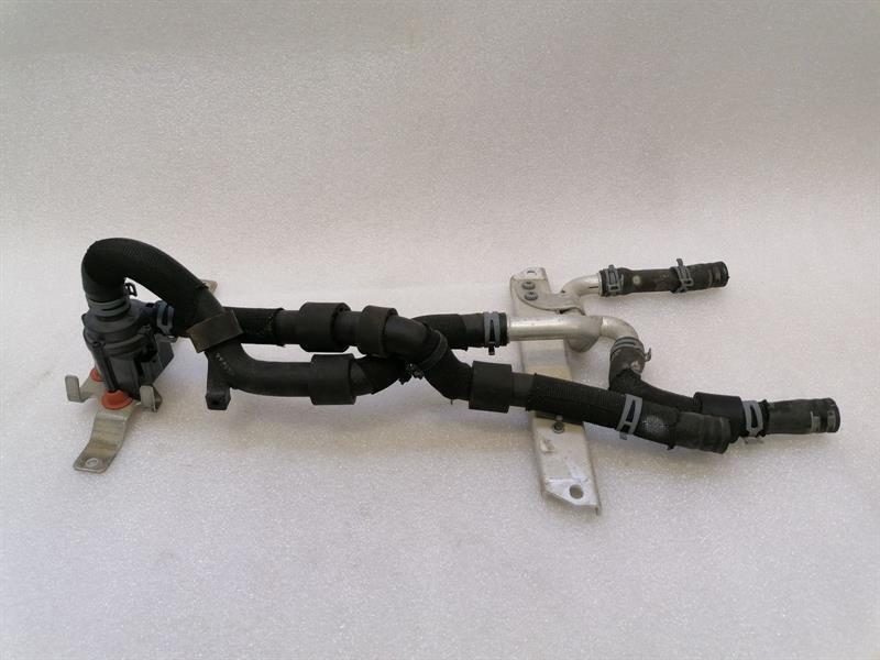 Audi R8 Audi R8 4S Performance Valve 06H121601N Valve Body type: Coupe
Fuel: Petrol
