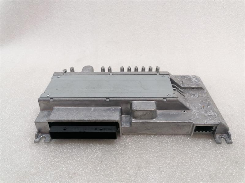 Audi R8 Audi R8 4s Performance Amplifier 4S0035465A Amplifier Bang & Olufsen Body type: Coupe
Fuel: Petrol