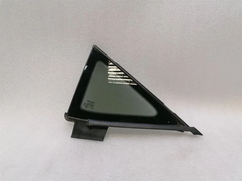 Lamborghini Huracan LP640 EVO Right 1/4 Glass 4T0845116C Door Window 1/4 Right