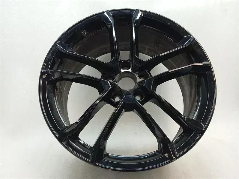 Audi R8 Audi R8 4S V10 RWD Alloy Wheel 4S0601025BK Alloy Wheel 8.5Jx19 ET42 Body type: Coupe
Fuel: Petrol