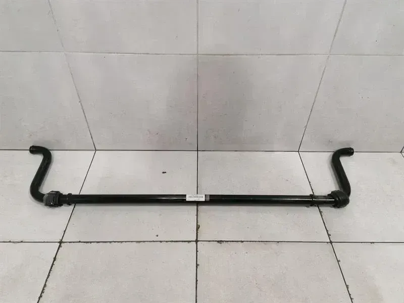 Audi R8 Audi R8 4S V10 RWD Anti Roll Bar Front 4S0411309H Front Anti Roll Bar Body type: Coupe
Fuel: Petrol
