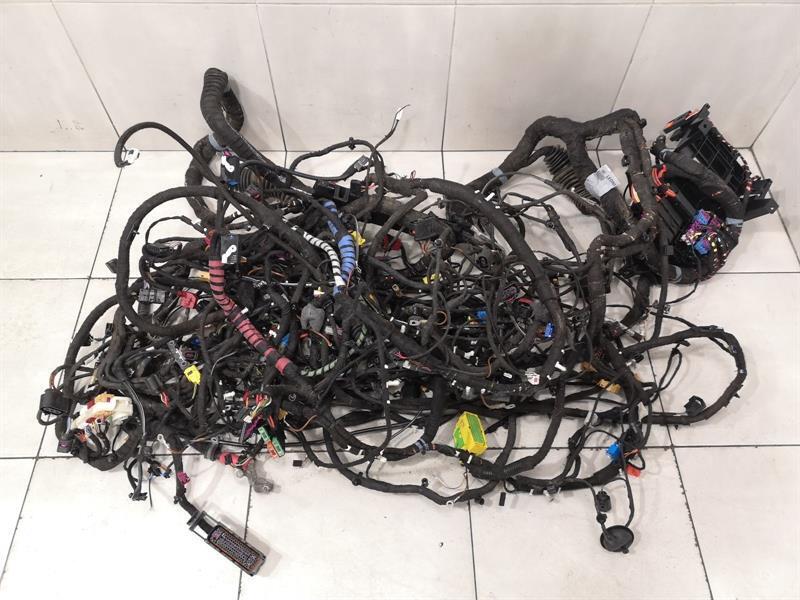 Audi R8 Audi R8 Type 42 V10 5.2 SPYDER Wiring Loom MAIN BODY RHD Harness RIGHT HANDLE