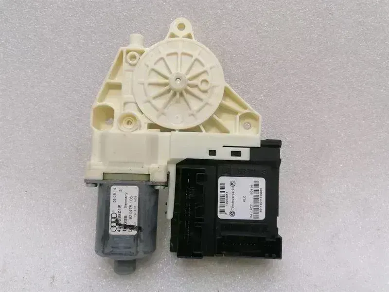 Audi R8 Audi R8 Type 42 V10 5.2 Spyder Door Window Motor 42B059801E Window Regulator Motor Body type: Convertible
Fuel: Petrol