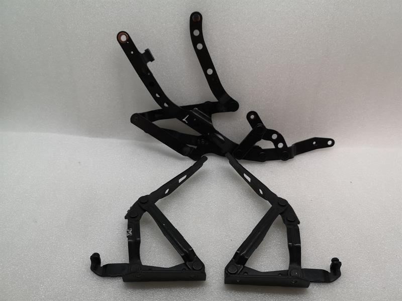 Audi R8 Audi R8 Type 42 V10 5.2 SPYDER COVER Hinge LHS Softtop LEFT 171520901