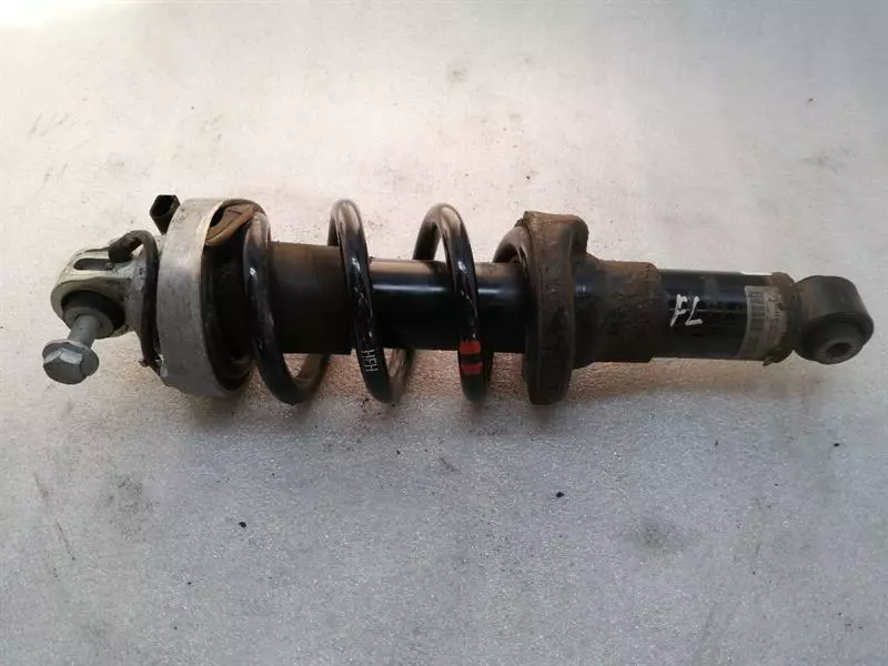Audi R8 Audi R8 42 V10 5.2 SPYDER Shock Absorber Front 420412019AK Shock Absorber Front Body type: Convertible
Fuel: Petrol