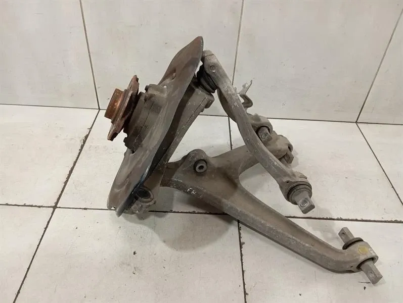 Lamborghini Huracan LP 610-4 FRH Hub 4T0407246D Wheel Bearing Housing Front Right