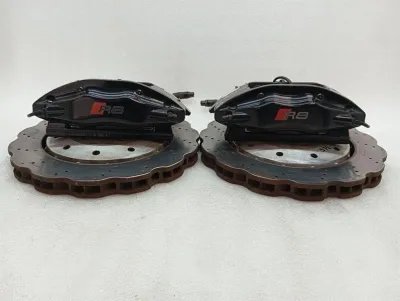 Audi R8 Type 42 V10 5.2 Spyder Brake Caliper 420615406J Задний тормозной суппорт