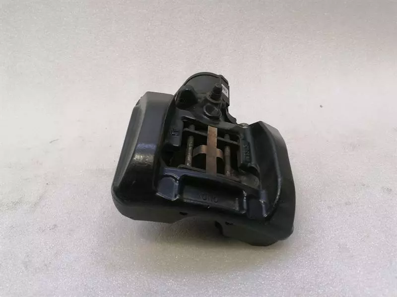 Audi R8 Audi R8 4S RWS Right Rear Caliper 4S0615404 Brake Caliper Rear Right Body type: Coupe
Fuel: Petrol