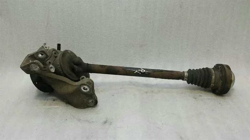 Audi RS6 4F left rear hub 4F0505433G wheel bearing housing rear left