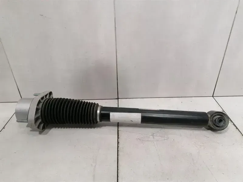 Land Rover Range Rover Sport (L461) 2022-... Land Rover Range Rover Sport L494 Rear Absorber JK6M-18W002-AC Rear Shock Absorber