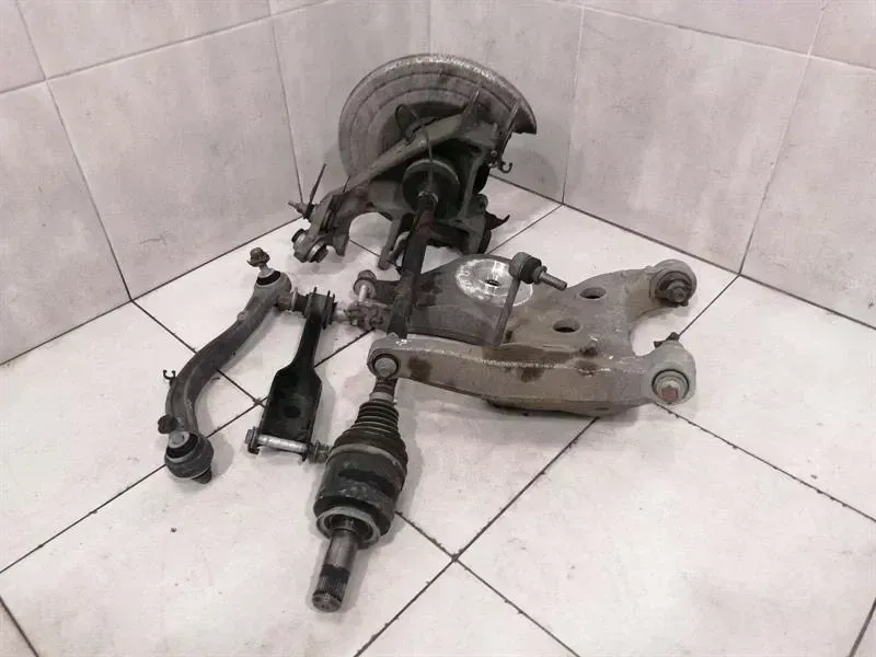Land Rover Range Rover Sport (L494) Range Rover Sport L494 Right Rear Hub LR043593 Wheel Bearing Housing Rear Re Set Body type: SUV
Fuel: Petrol