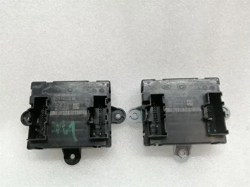 Land Rover Range Rover Sport (L494) Land Rover Range Rover Sport L494 Door Module FK72-14D620-BE Door Control Unit Body type: SUV
Fuel: Petrol