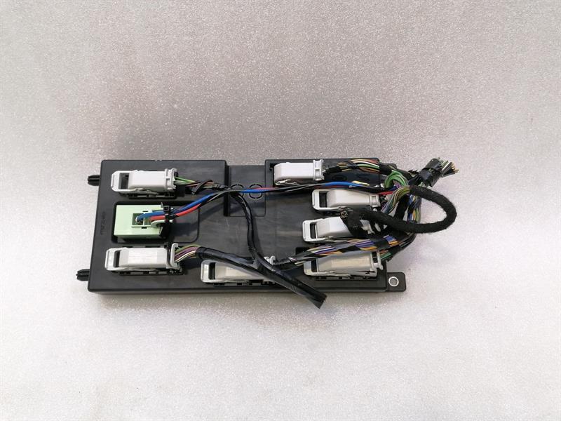 Land Rover Range Rover Sport (L494) Range Rover Sport L494 Onboard Control Module GX73-14F041-AL Board Control Module Body type: SUV
Fuel: Petrol