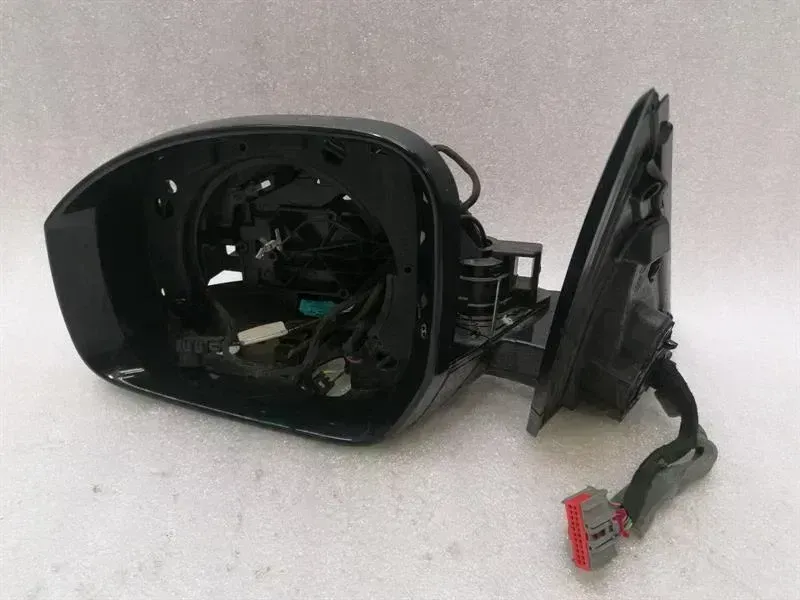 Land Rover Range Rover Sport (L494) LAND ROVER Range Rover Sport L494 Left Door Mirror RHD LR057103 Right Handlebar Body type: SUV
Fuel: Petrol