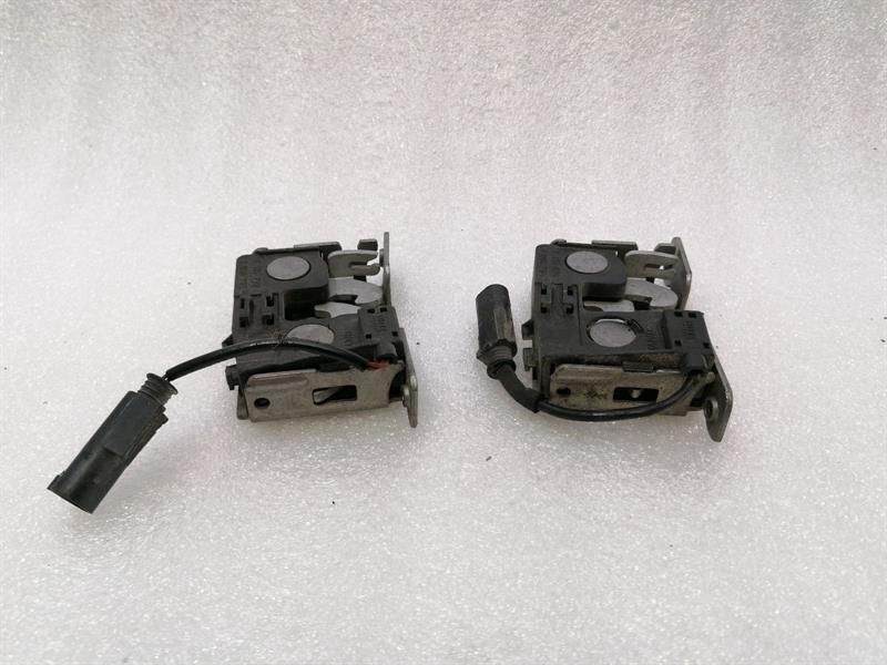 BMW 5 Series E60 Bonnet Lock Set 7115229 Hood Lock Set