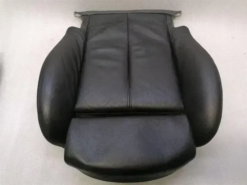 BMW 6 (E63 / E64) BMW E63 Front Right Seat Lower 52107918674 Seat Front Right Leather Black Black Body type: Coupe
Fuel: Petrol