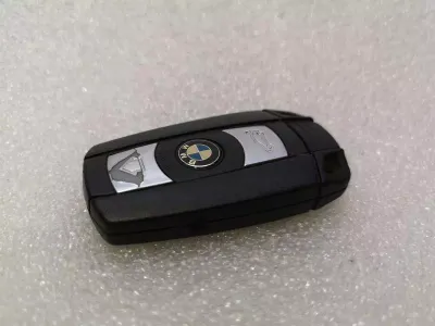 BMW Seria 5 E60 315MHZ 6986589 klucz KLUCZ