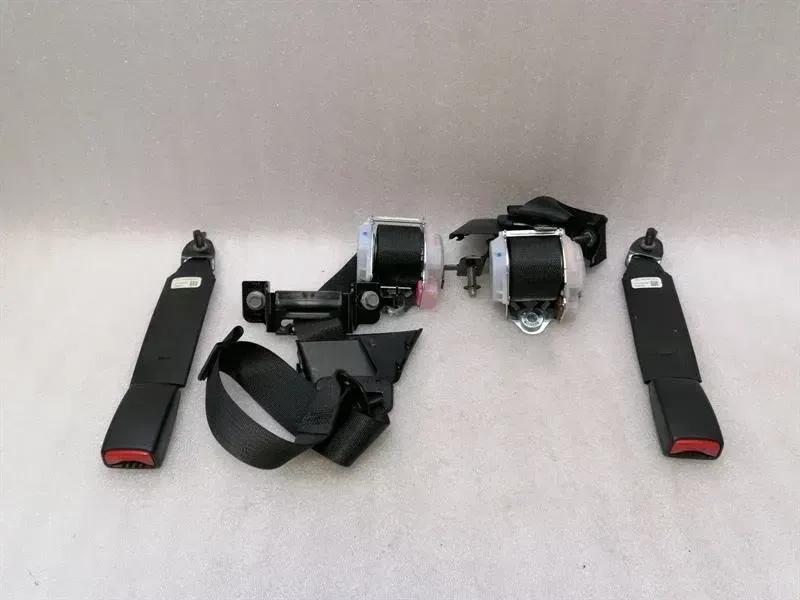 Ford Mustang 2023-... Ford Mustang MK5 SHELF GT350 rear seat belt FR3Z-63611B68-AB seat belt