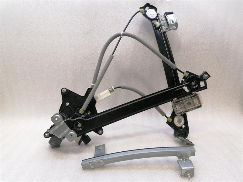 Ford Mustang 2023-... Ford Mustang MK5 SHELF GT350 Right Door Winder FR3Z-6323200-C Power Window
