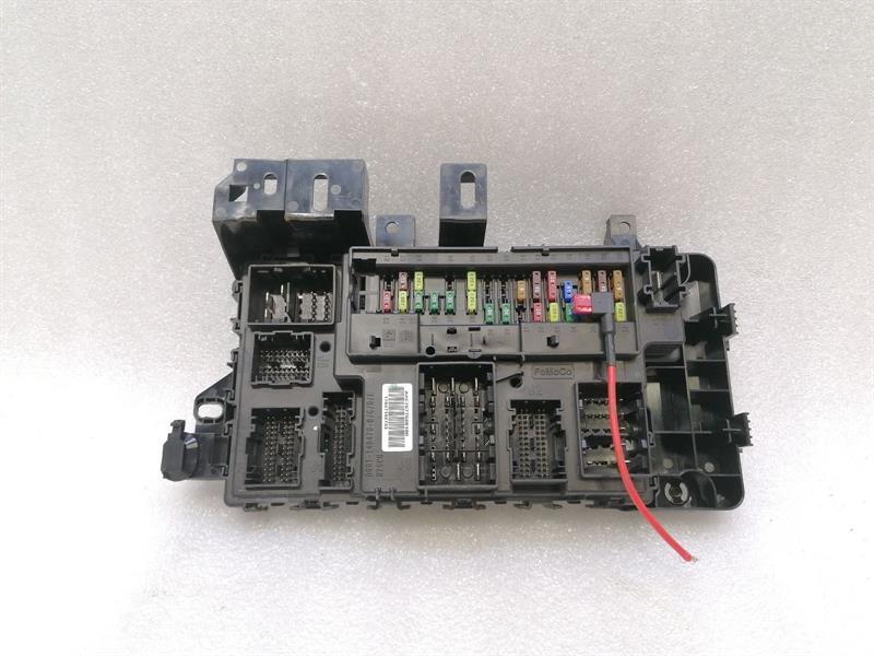 Ford Mustang 2023-... Ford Mustang MK5 S550 SHELBY GT350 Fuse Box HR3T-15604HF Fuse Box