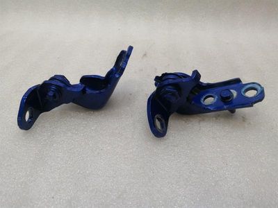 FORD MK5 S550 GT350 ZESTAW ZAWIASU DRZWI LEWY ZESTAW ZAWIASU DRZWI LEWY FR3Z-6322811-A