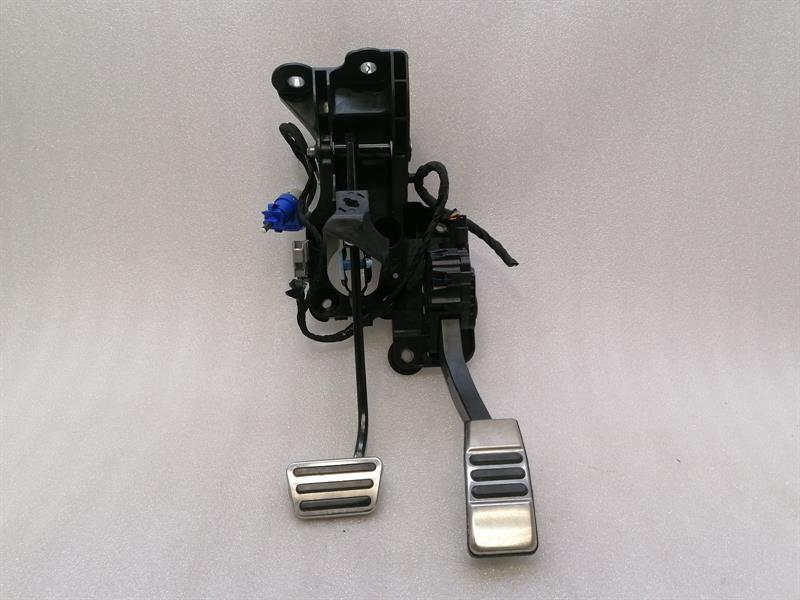 Ford Mustang 2023-... Ford Mustang MK6 S550 Gas Pedal + Brake Pedal Set GR3C-9F836-AB Accelerator Pedal Set