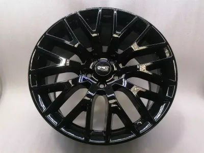 Ford Mustang Mk6 S550 Vieglmetāla diski FR3J-1007-EB Vieglmetāla diski