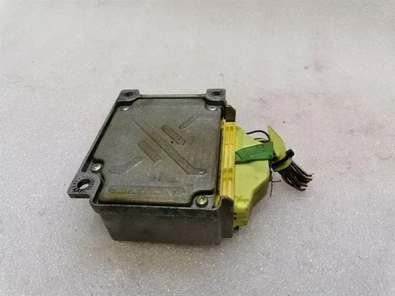 Mercedes-Benz A (W168) Mercedes SL R230 Safety Module ECU A2308204026 Air Control Unit SRS Body type: Convertible
Fuel: Petrol