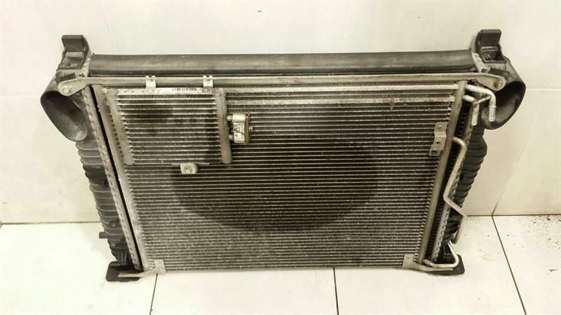 Mercedes SL R230 radiatora komplekts A2305000303 radiatora komplekts SL500 ABC 03-06 M113 V8