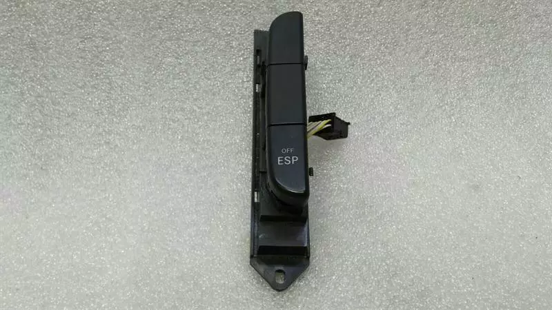 Mercedes-Benz CLA (C174 / C178) 2025-... Mercedes SL R230 console switch A2308200910 console switch ESP