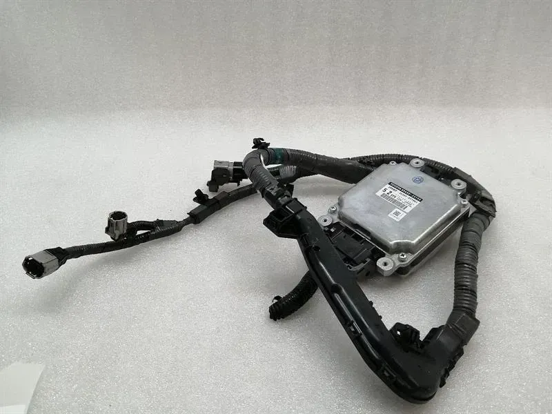 Lexus RC LEXUS RC F TRACK XC10 Power Steering Module 89650-24190 Steering Control Unit Body type: Coupe
Fuel: Petrol
