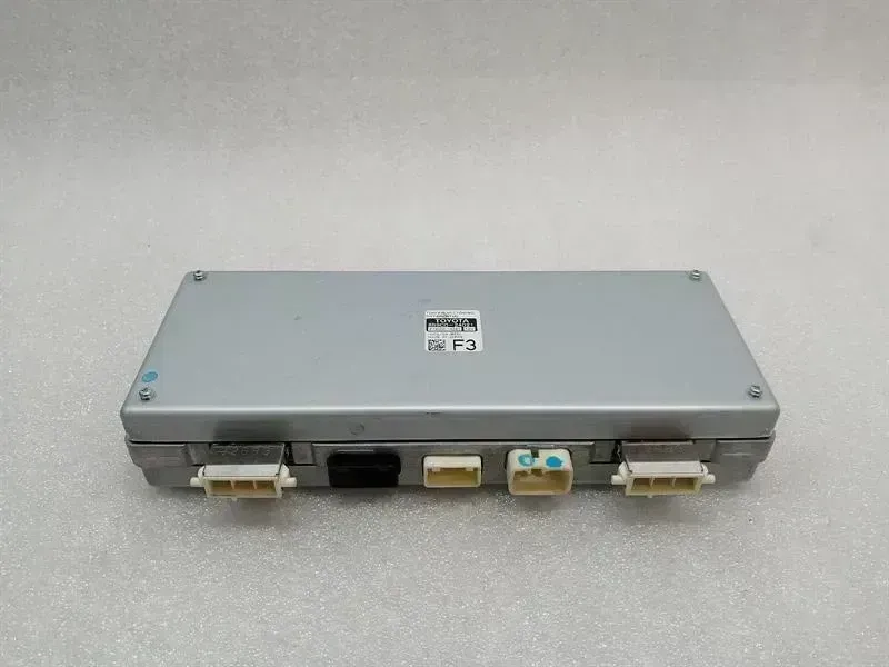 Lexus RC LEXUS RC F TRACK Torque Vectoring Differential Module 899C0-24021 Control Unit Body type: Coupe
Fuel: Petrol
