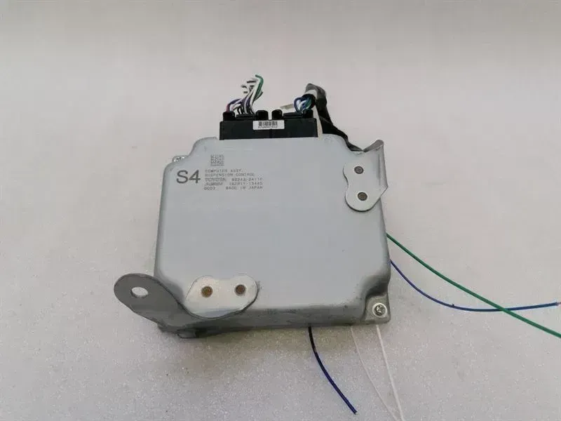 Lexus RC 2014-... LEXUS RC F TRACK XC10 Active Suspension Module 89243-24110 Chassis Control Unit