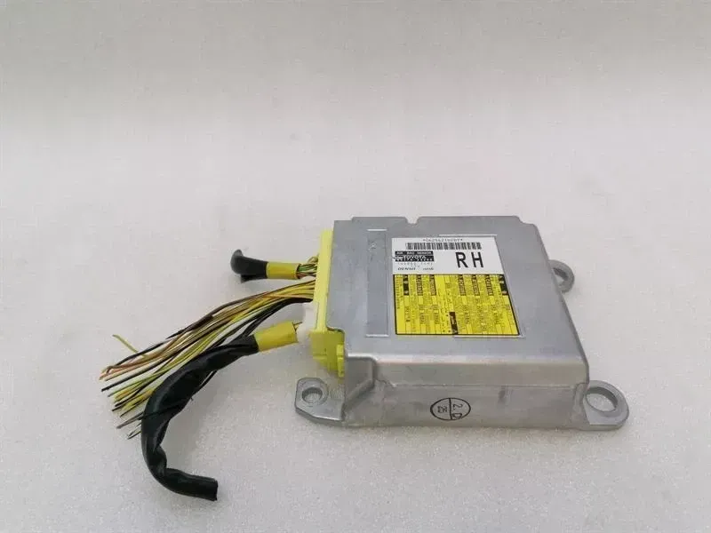 Lexus RC 2014-... Lexus RC F Track XC10 Safety Module ECU 89170-24290 Air Control Unit SRS