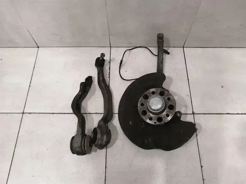 Mercedes-Benz A (W168) Mercedes SL R230 Left Front Hub Set A2113303720 Wheel Bearing Housing Front Left Set Body type: Convertible
Fuel: Petrol