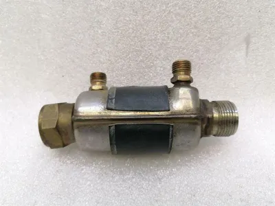 Mercedes SL R129 dzinēja degvielas dzesētājs A1404760217 degvielas dzesētājs