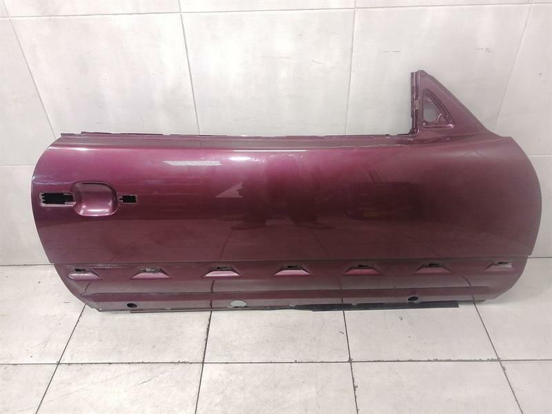 Mercedes-Benz 280SL - 600SL / SL (R129) Mercedes SL R129 right front door A1297201605 door front right Body type: Convertible
Fuel: Petrol