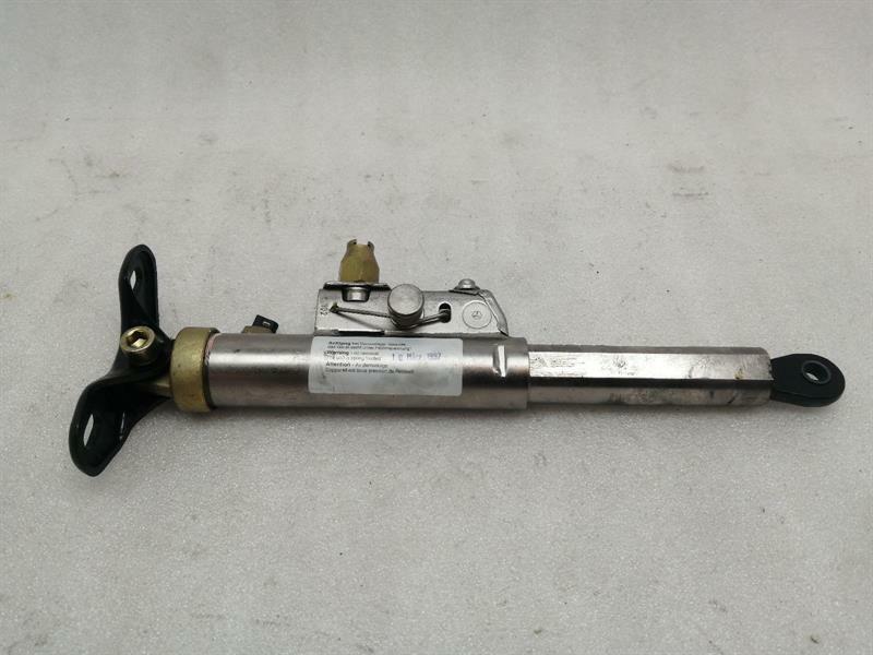 Mercedes-Benz 280SL - 600SL / SL (R129) Mercedes SL R129 Left Rear Strut A1298600335 Roll Bar Rear Left Body type: Convertible
Fuel: Petrol